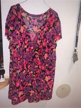 Apt. 9 Purple Floral V-Neck Short Sleeve Top